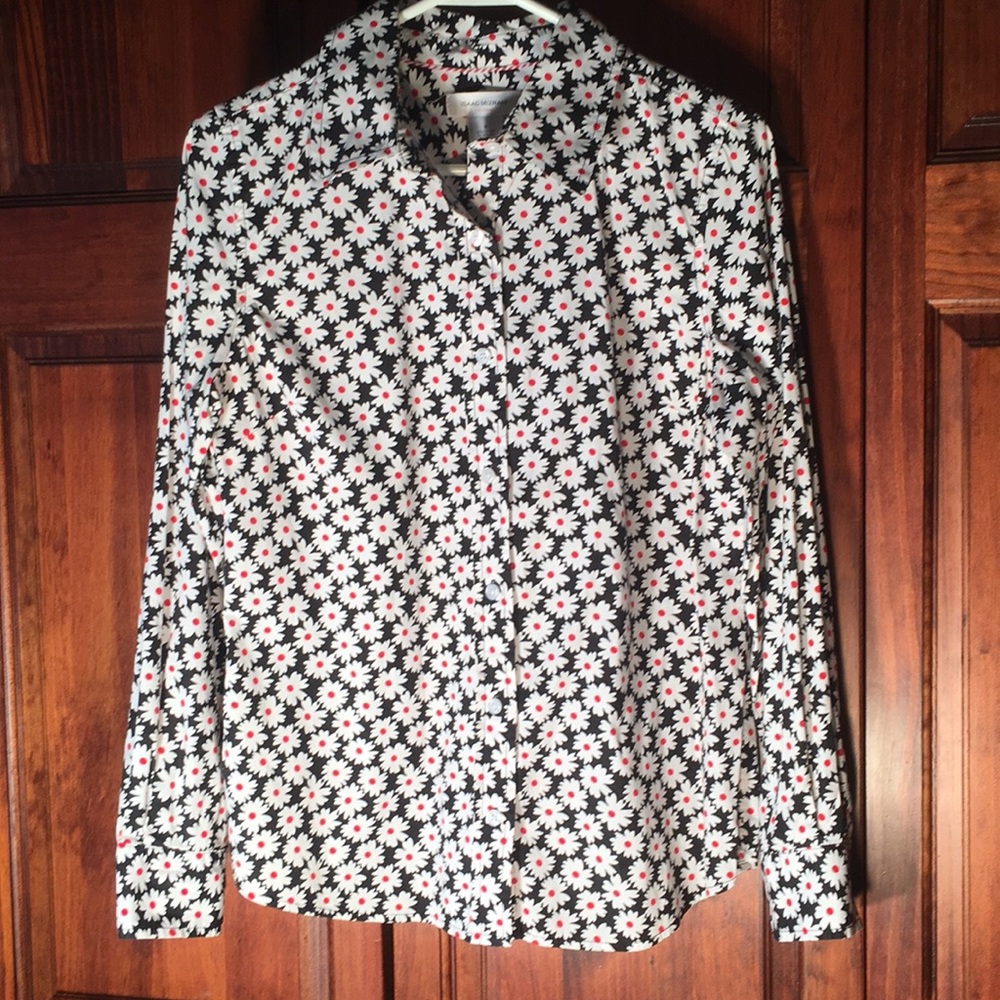 Isaac Mizrahi Size Medium long sleeve shirt